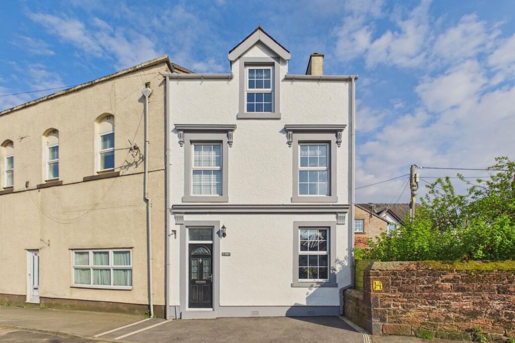 Terraced House