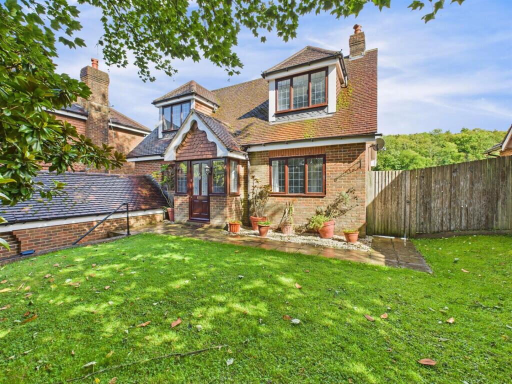 Property main image