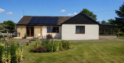 Property on Highworth Road, SN7 7EE