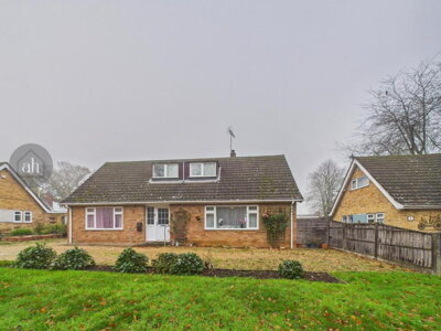 Property on Manor Garth, IP31 2LB