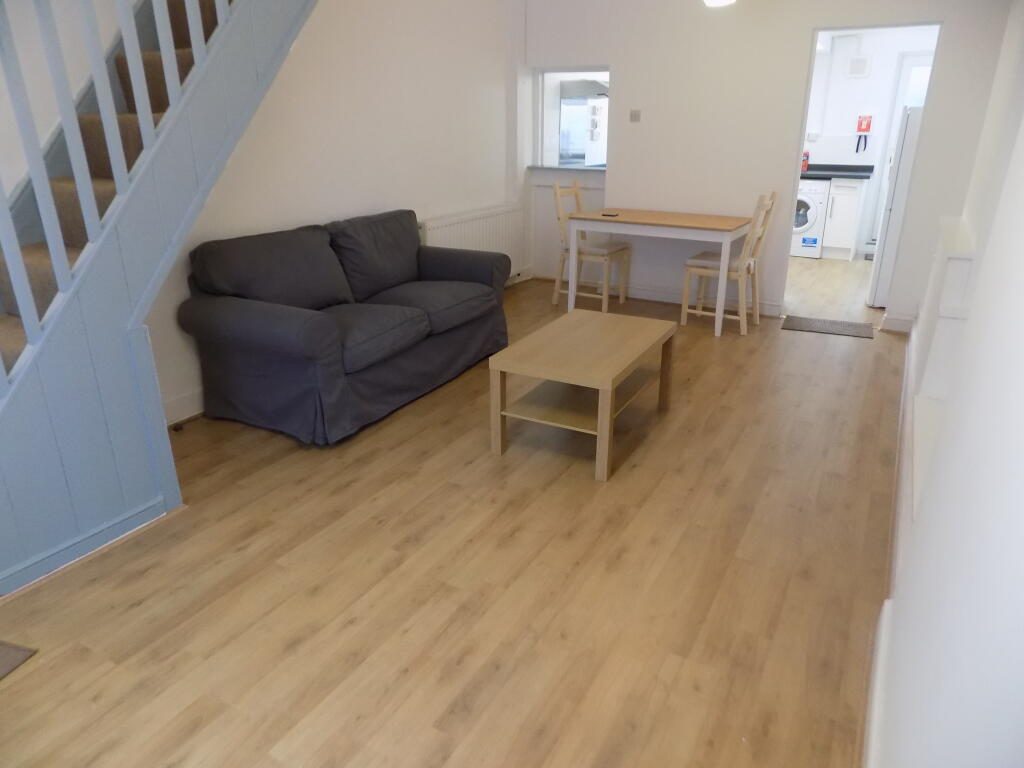 Terraced House