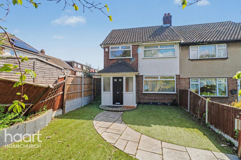 Terraced House