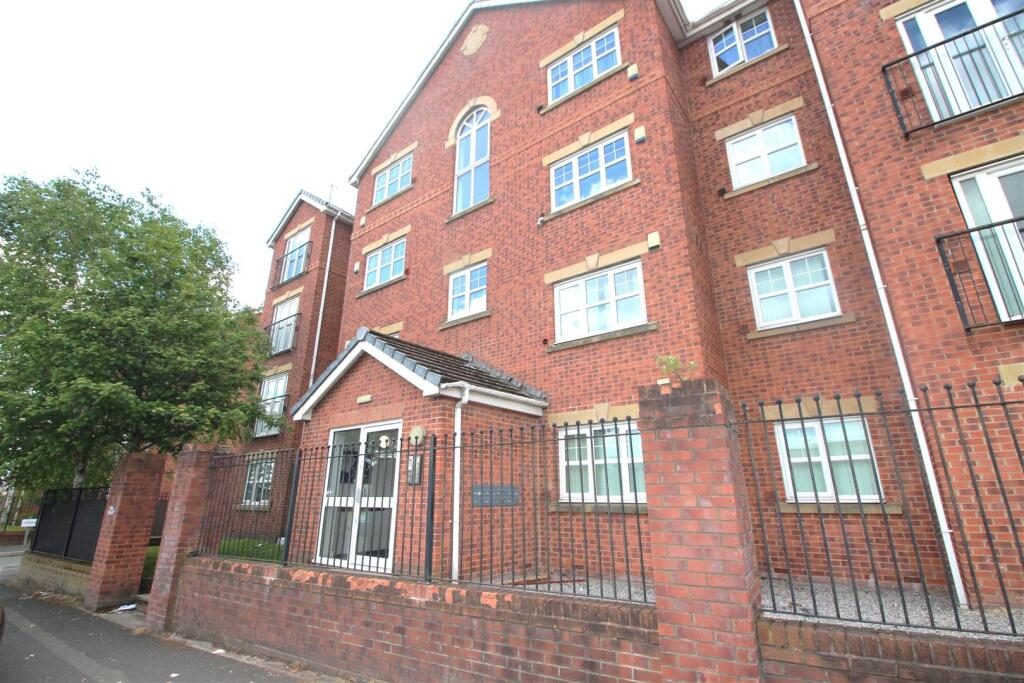 Property main image