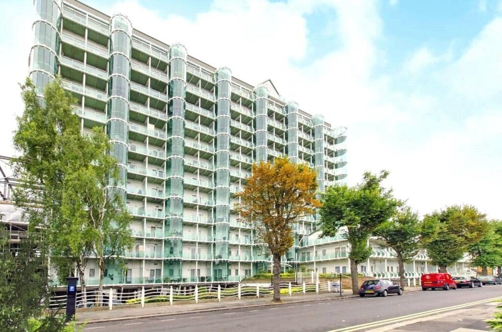 Property main image