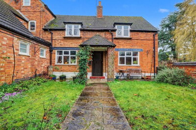 Property on Rushes Lane, LE16 9TN