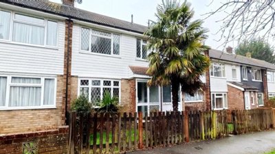 Property on Kenilworth Gardens, ME8 9ED