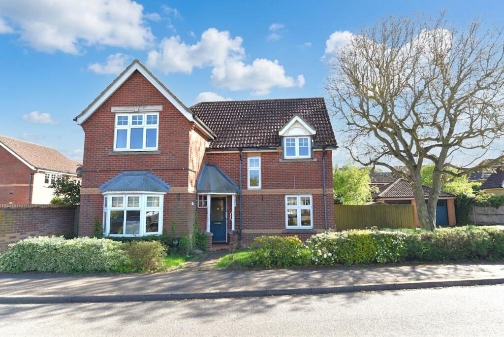 Property main image