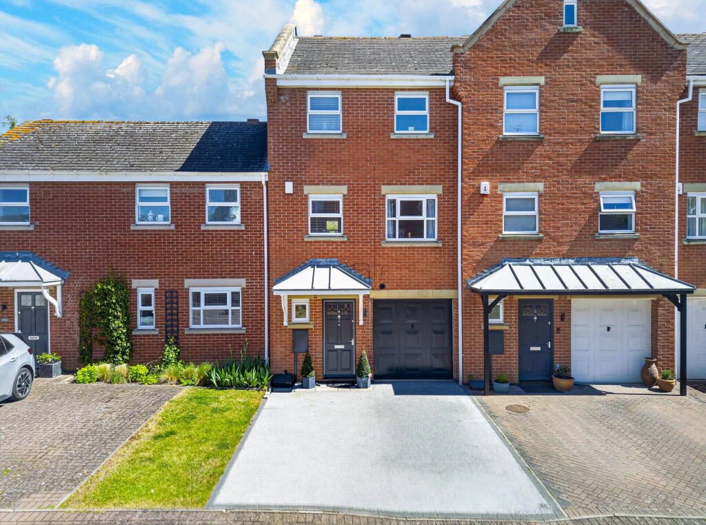 Terraced House