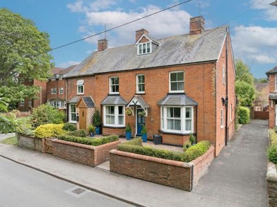 Property on Ormond Road, OX12 8DZ