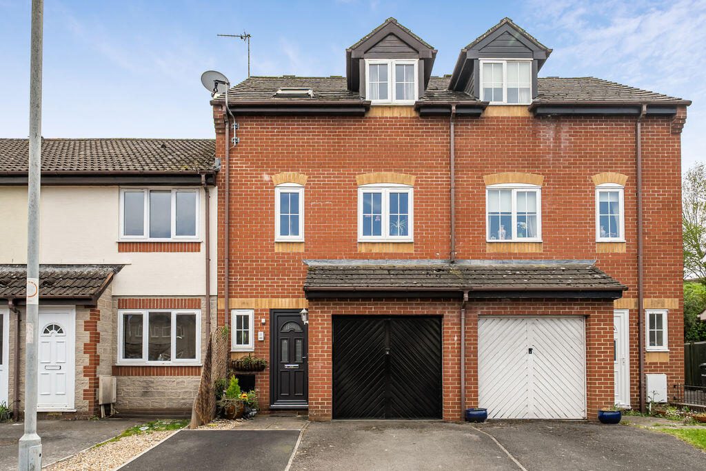 Terraced House