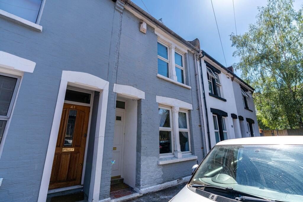 Terraced House
