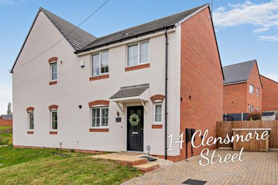 Property on Clensmore Street, DY10 2JS