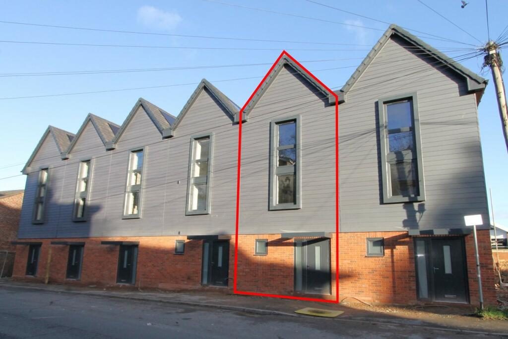 Terraced House