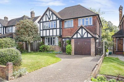 Property on Crescent Road, DA15 7HW