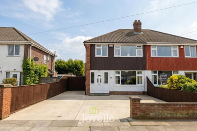 Property on Worlaby Road, DN33 3JT