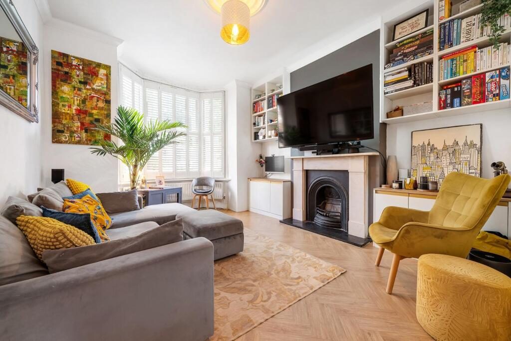 Property main image