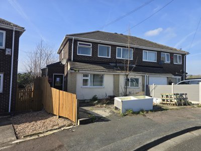 Property on Langdale Drive, HD5 9EW