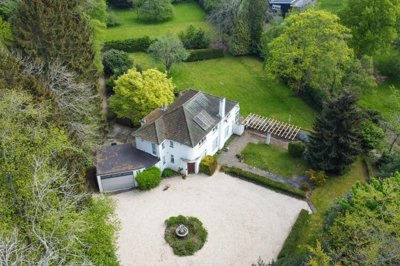 Property on Badger Lane, OX1 5BL