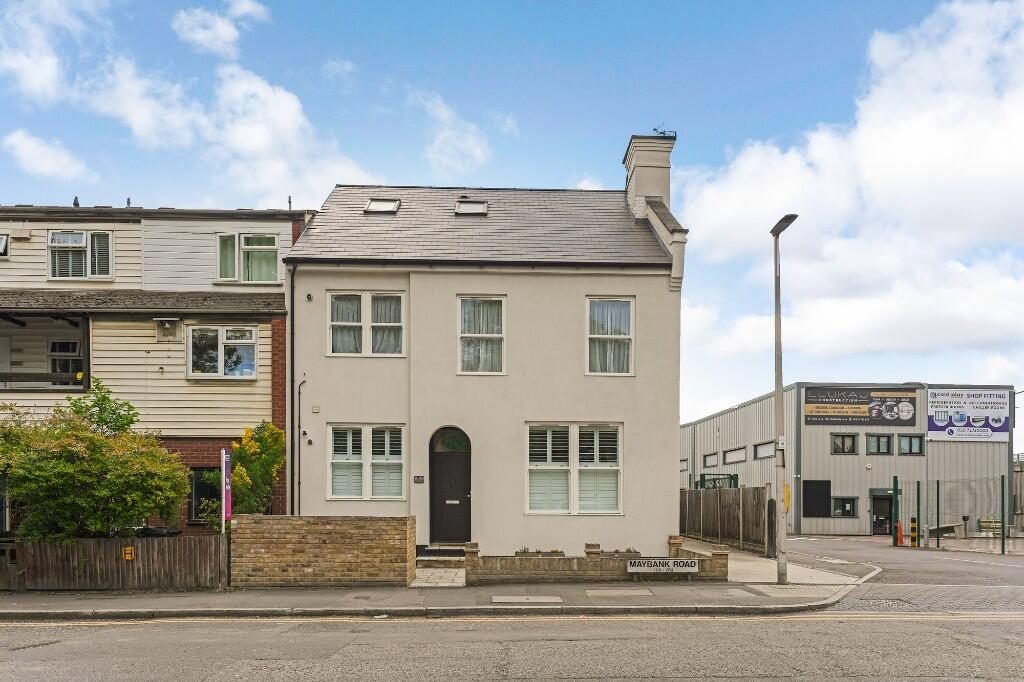 Property main image