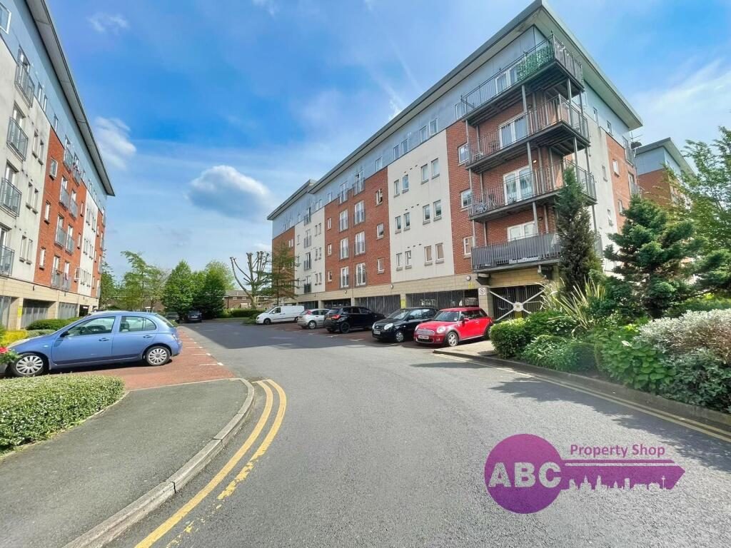 Property main image