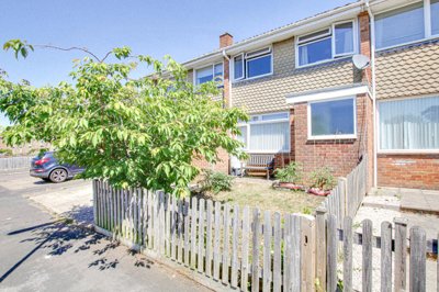 Property on Oak Road, SO32 1EQ