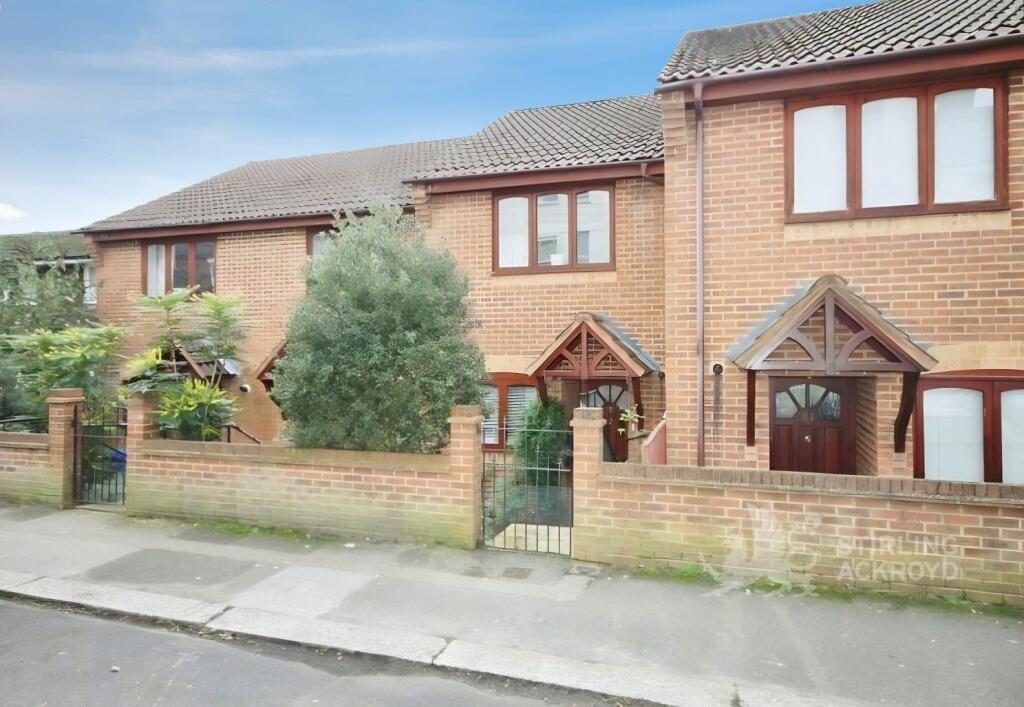 Terraced House