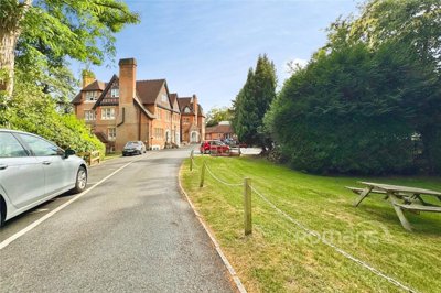Property on Crowthorne Road, GU47 8PF