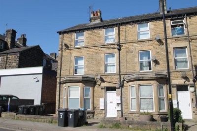 Property on HG1 5HD