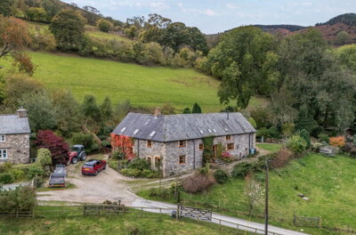 Property on SY10 0HJ