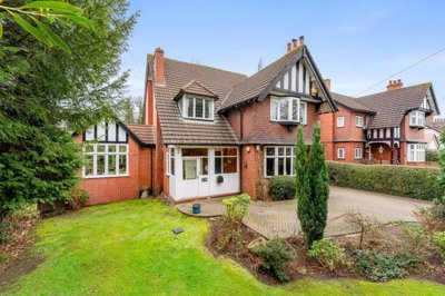 Property on Bramhall Lane South, SK7 3DJ
