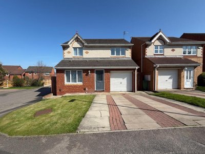 Property on Goldcrest Close, TS26 0RY