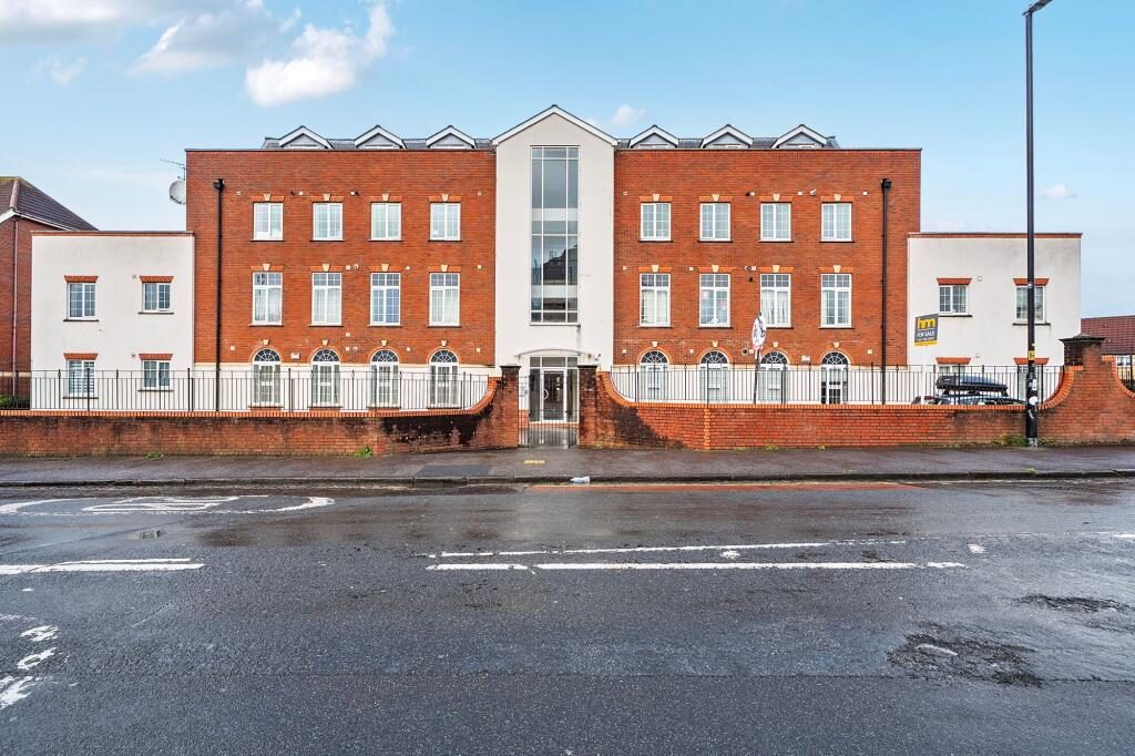 Property main image