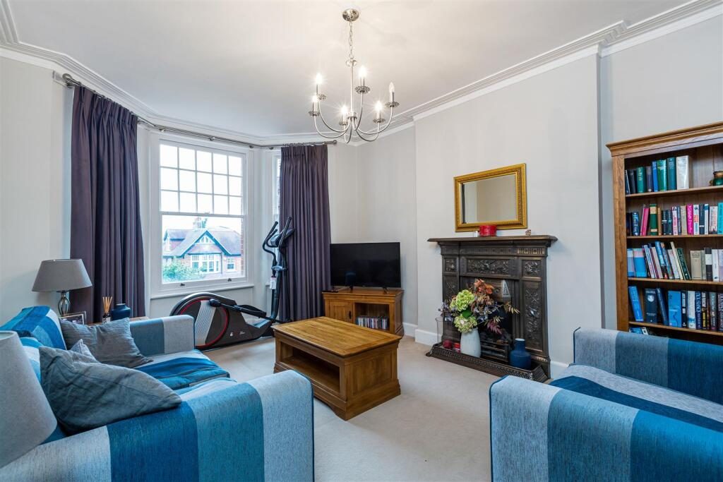 Property main image