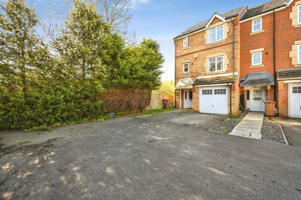 Terraced House