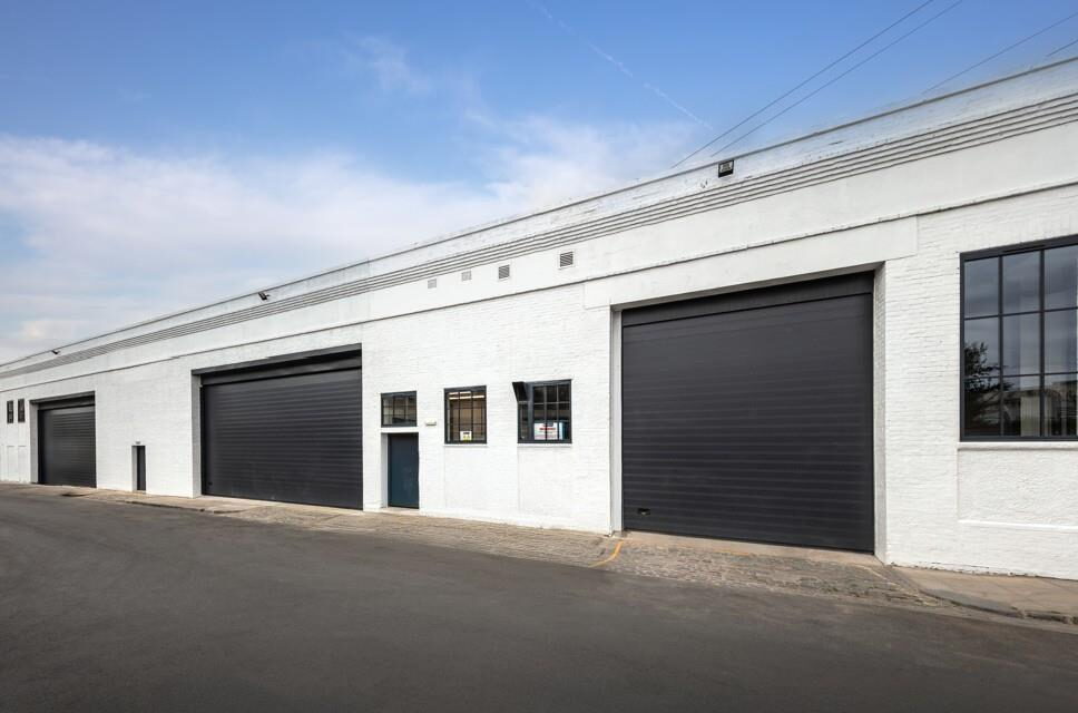 Distribution Warehouse