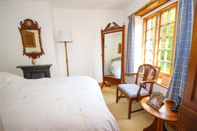 Property on EX12 4AZ