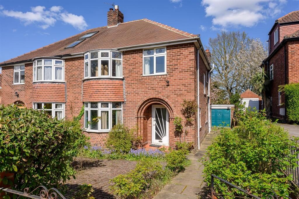 Property main image
