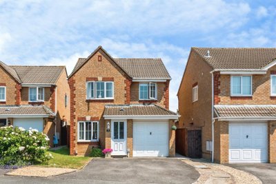 Property on Timandra Close, SN25 4XN