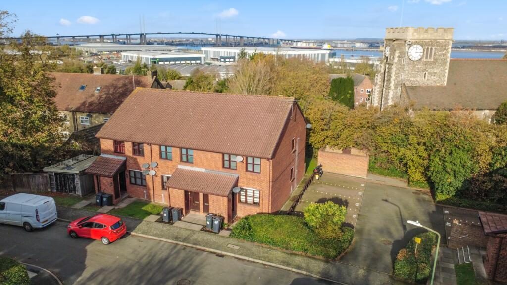Ground Maisonette