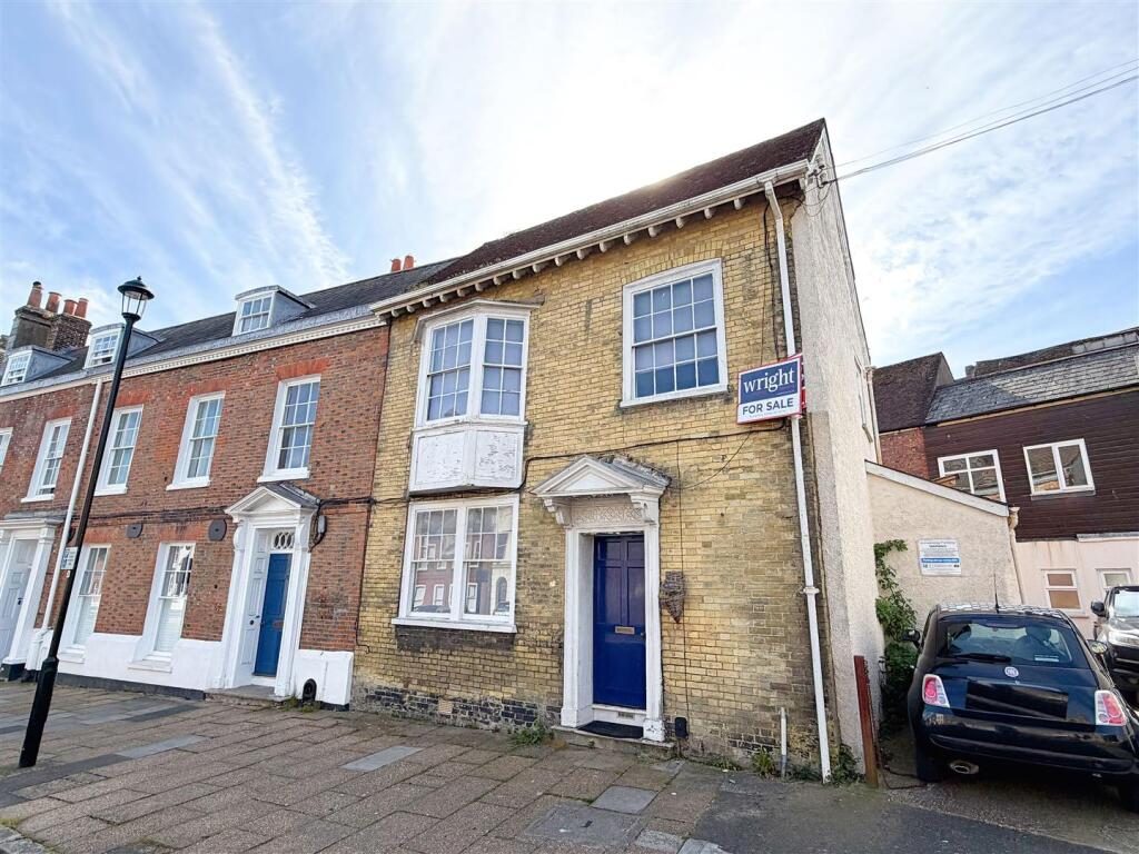 Terraced House