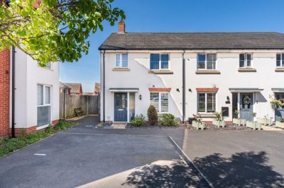Property on Le Marechal Avenue, SO31 8LW