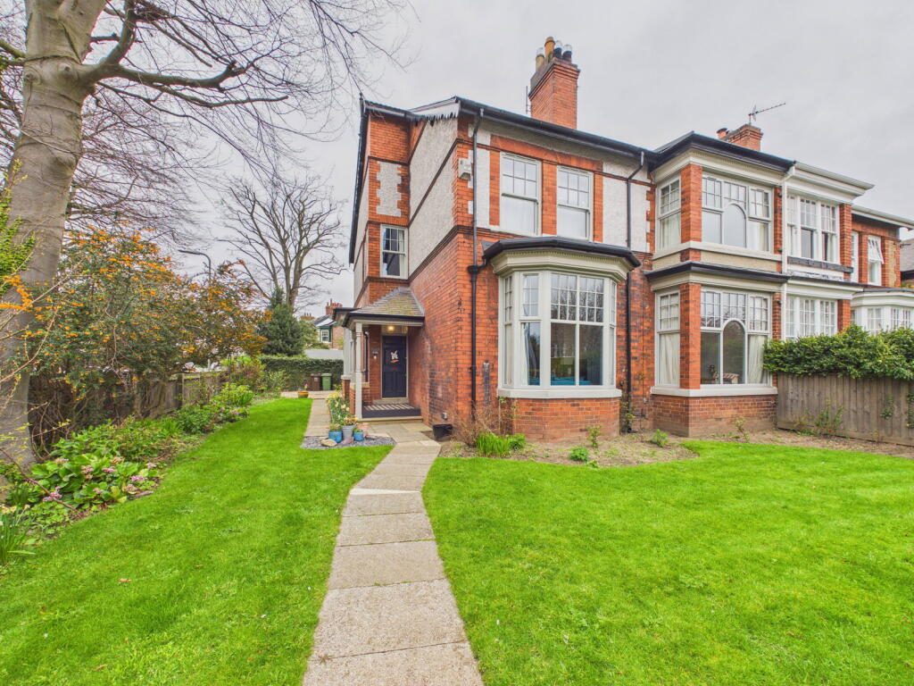 Terraced House