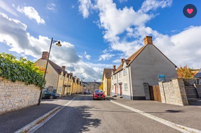 Property on Blackberry Way, BA3 2RN