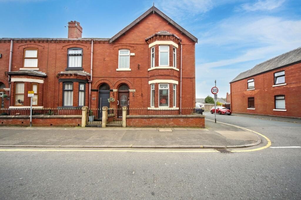 Terraced House