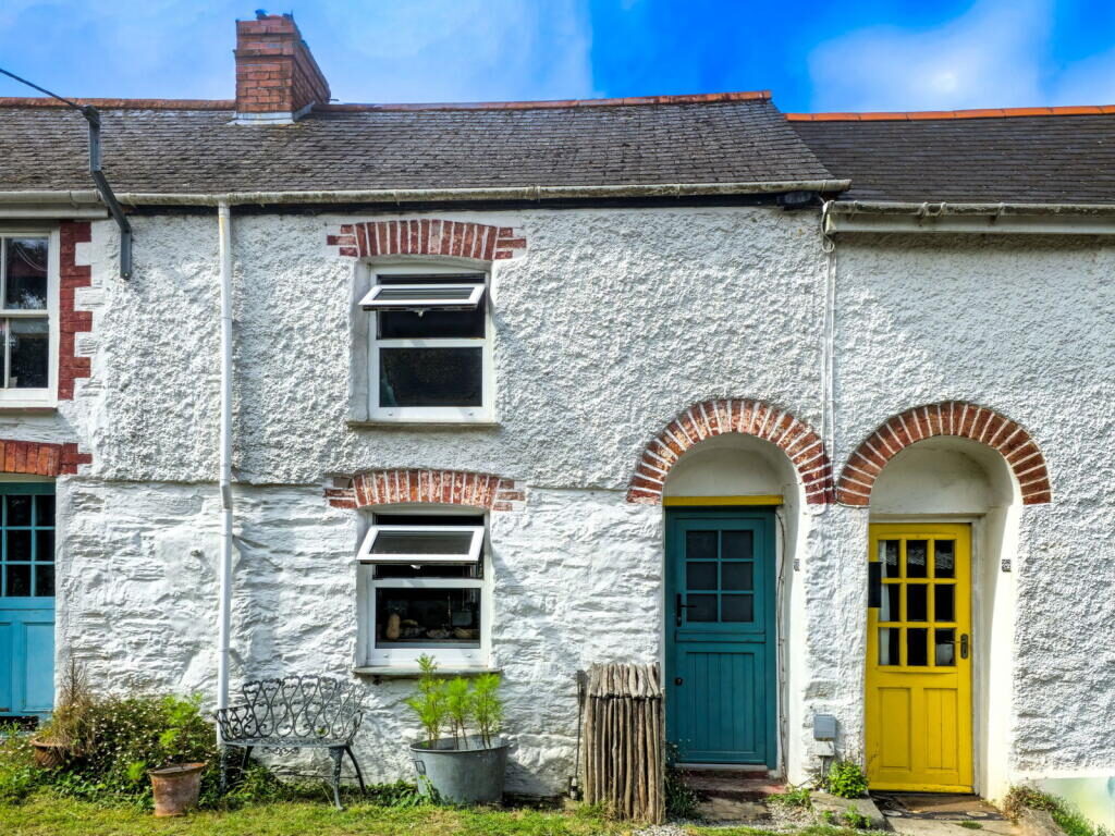Terraced House