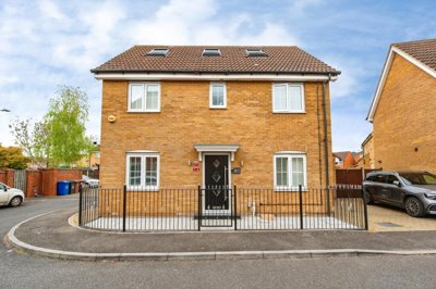 Property on Sachfield Drive, RM16 6QW