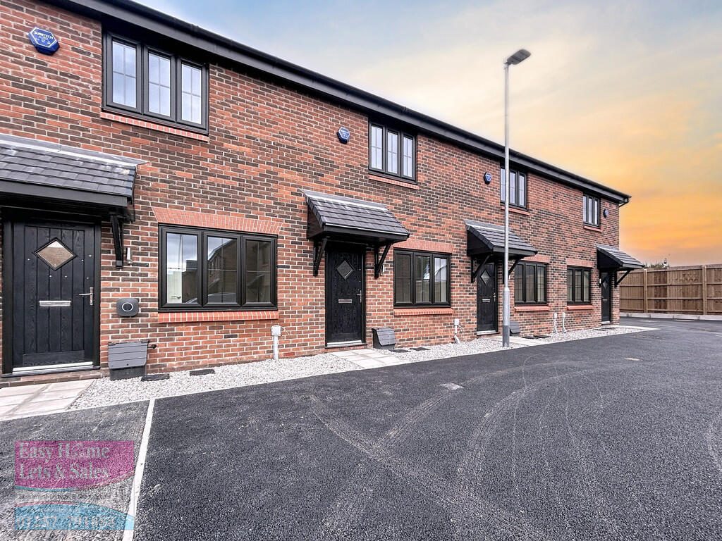 Terraced House