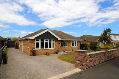 Property on Ravendale Close, DN36 5BN