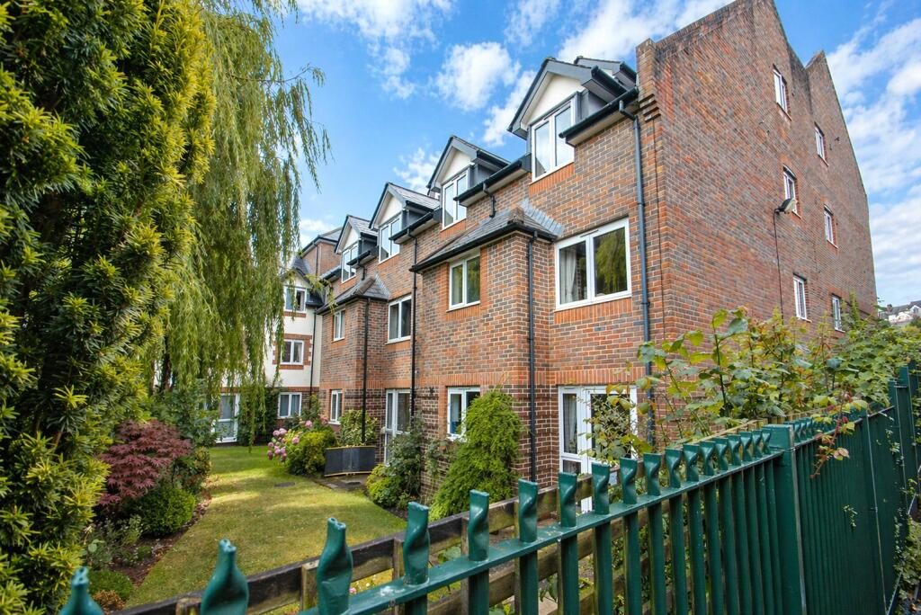 Property main image