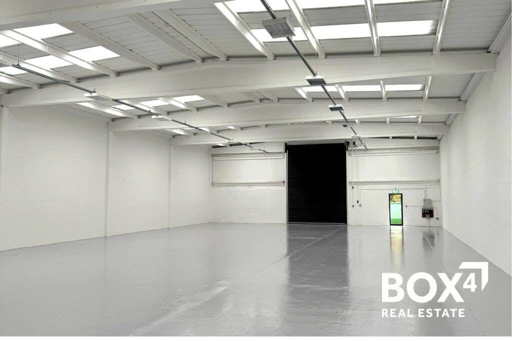 Distribution Warehouse